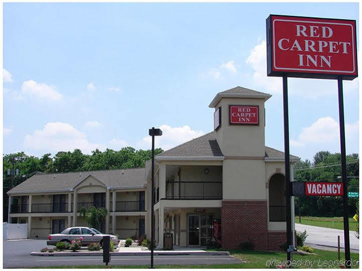 Red Carpet Inn Chambersburg Exterior photo